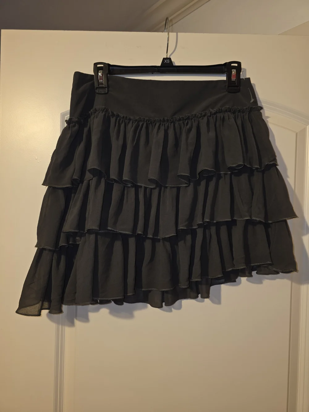 New Tiered Ruffle Mini Skirt - Brown - Picture 3 of 7